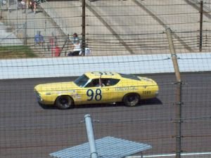 800px-Benny_Parsons'_1969_Ford_Talladega_Race_Car